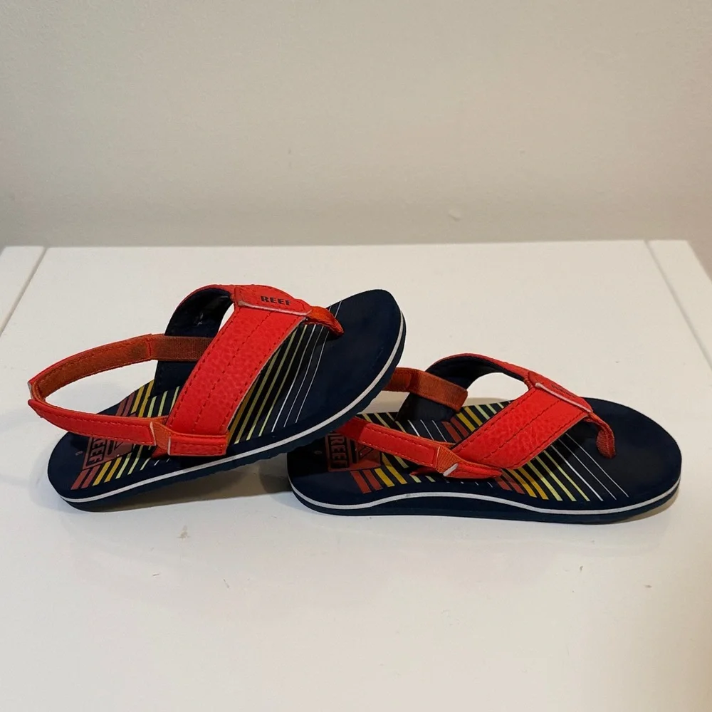 Reef Kids (Baby) Ahi Sandals with Red Straps and Blue Soles Size 6